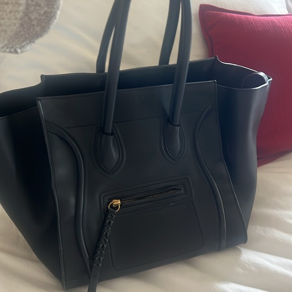Celine Medium Phantom Bag Black Calfskin - Picture 16 of 16